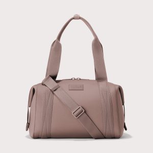 Landon Carryall in Dune. Medium