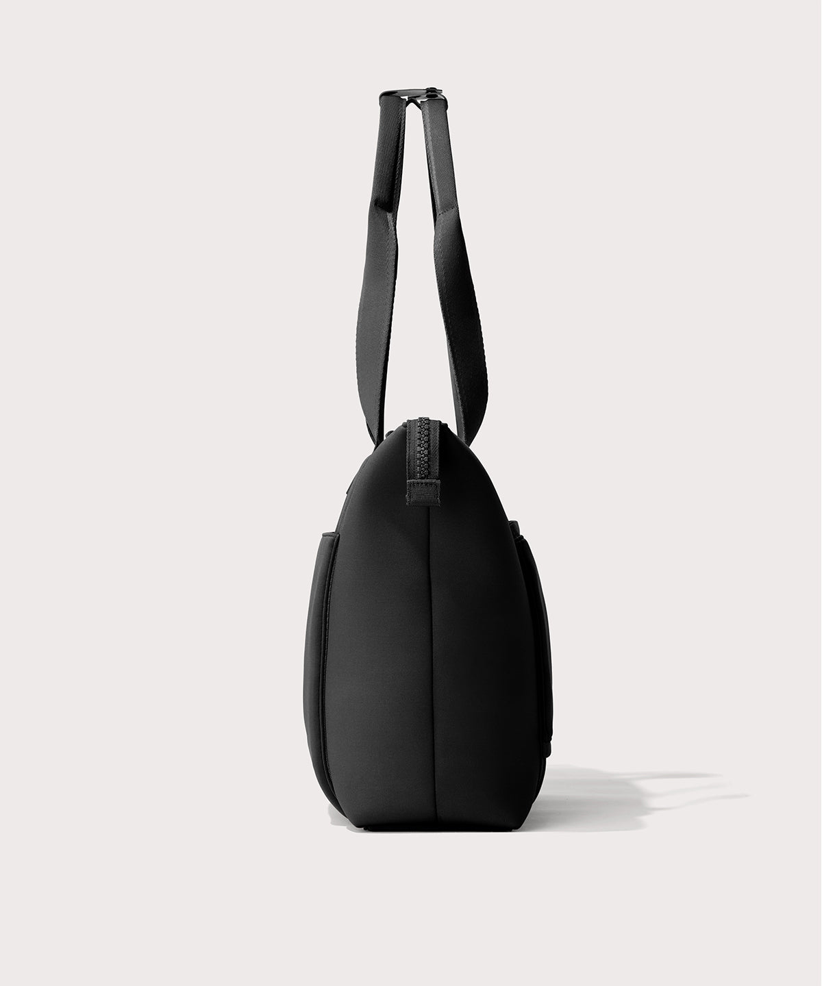 Noa Tote in Onyx - Image 4