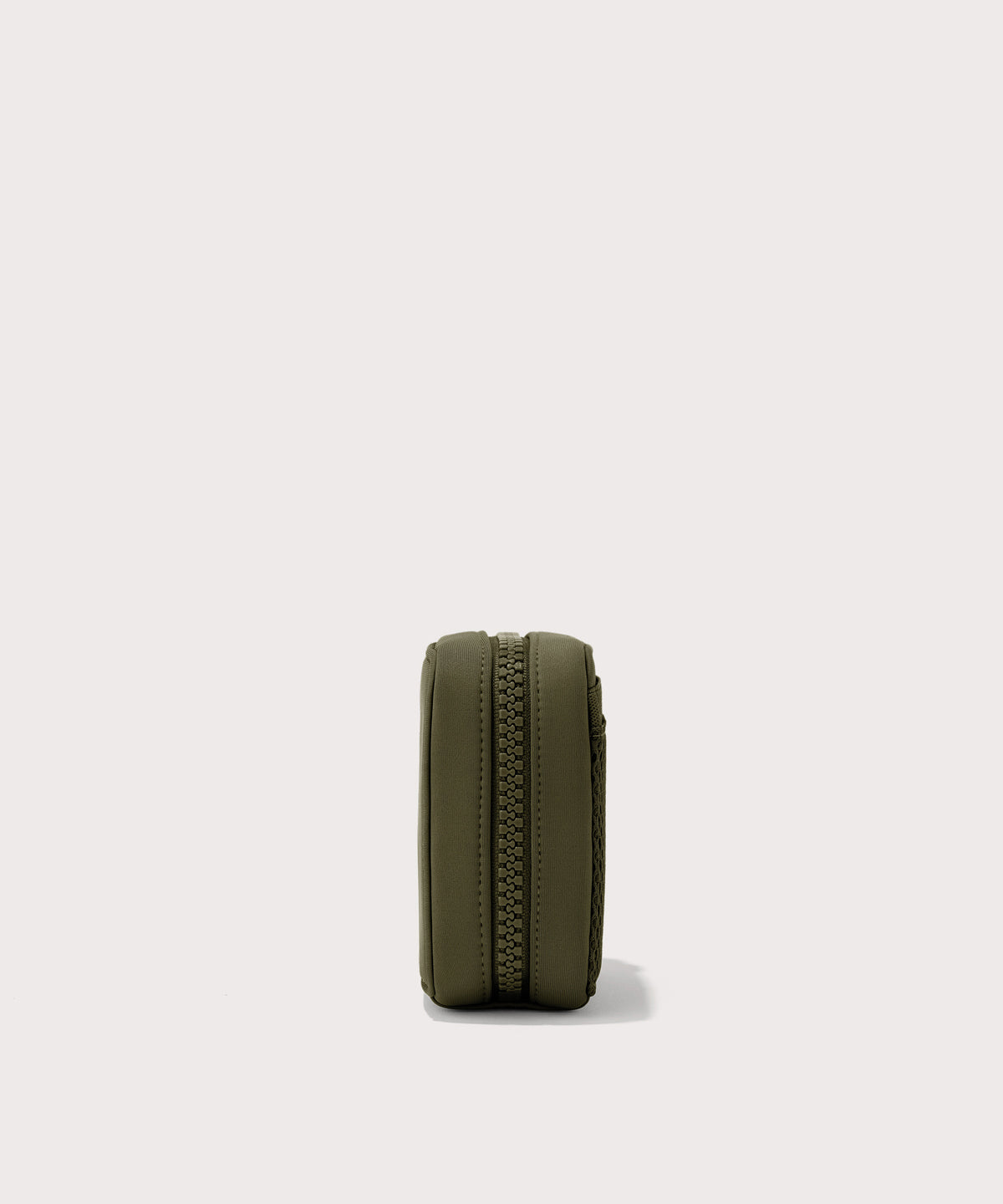 Arlo Tech Organizer in Dark Moss. Small - Image 4