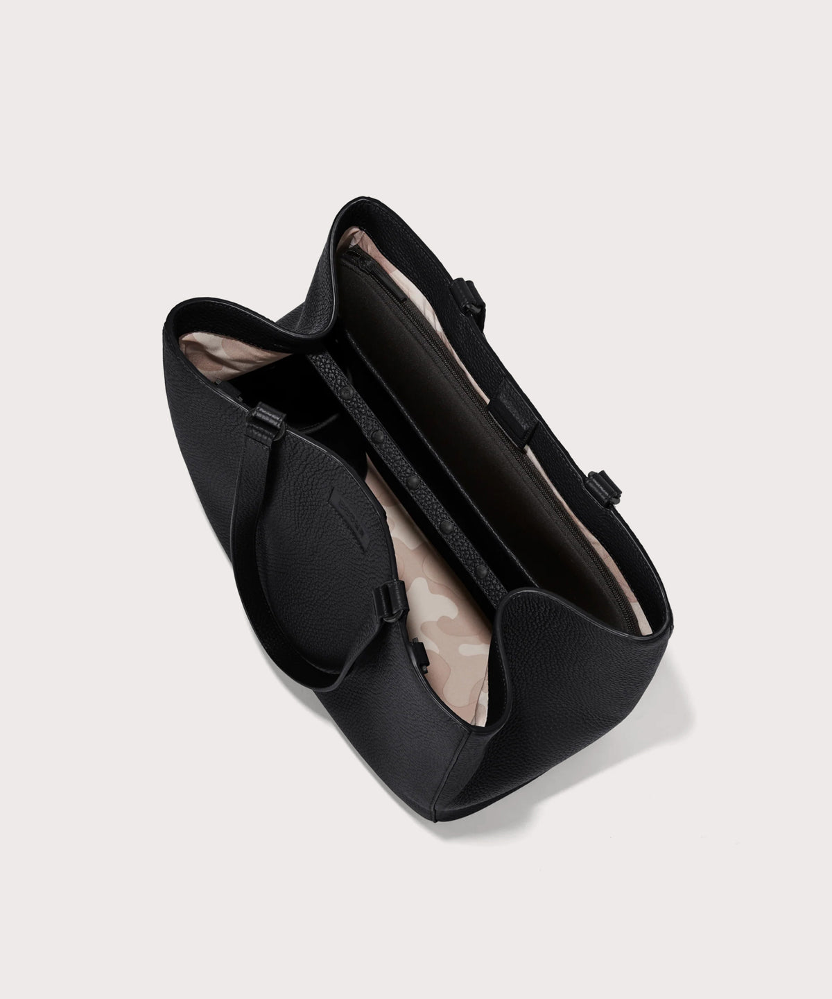 Allyn Tote in Onyx. Large - Image 6
